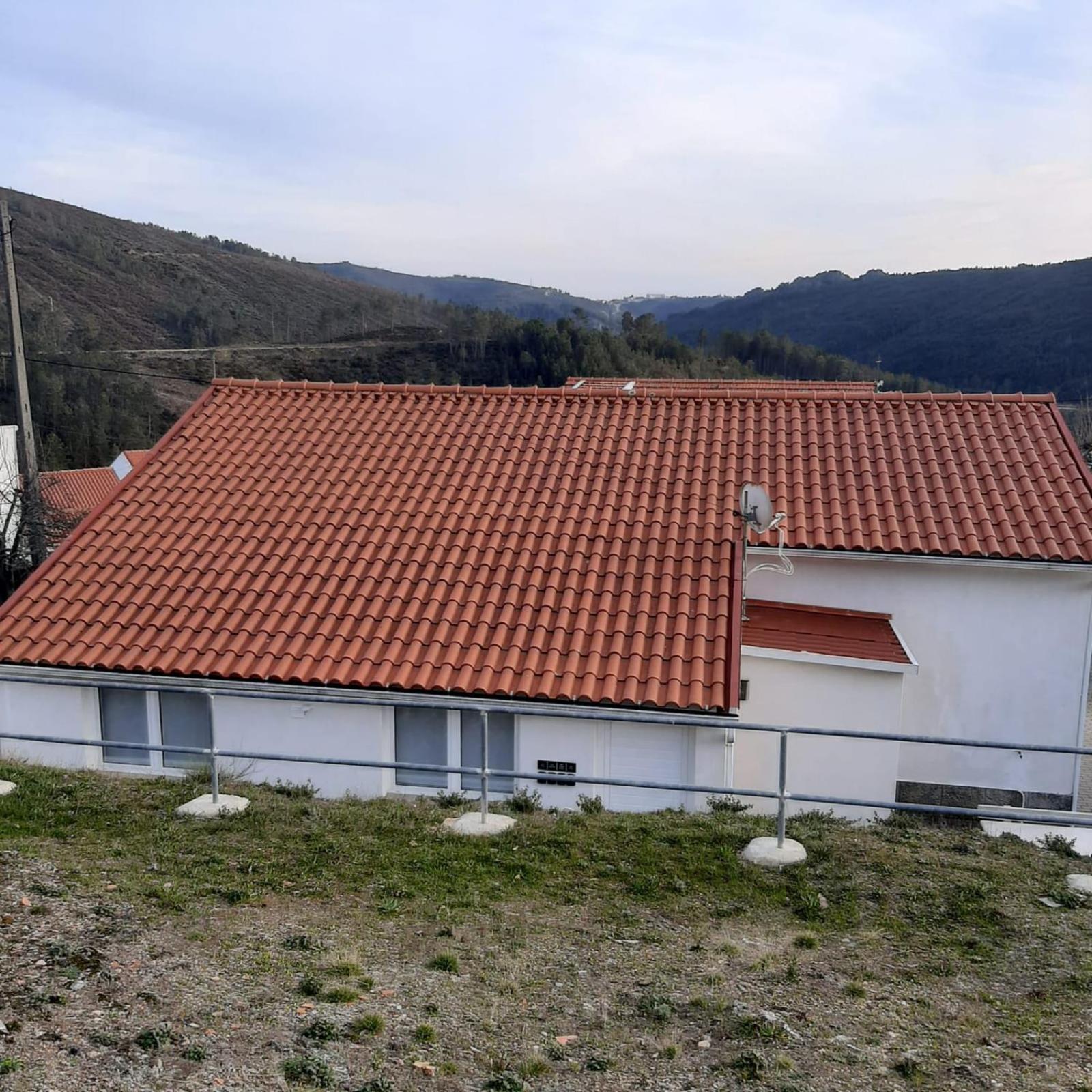 Vila Casas Da Escola - "A Escola" - Meas Pampilhosa da Serra Exteriér fotografie