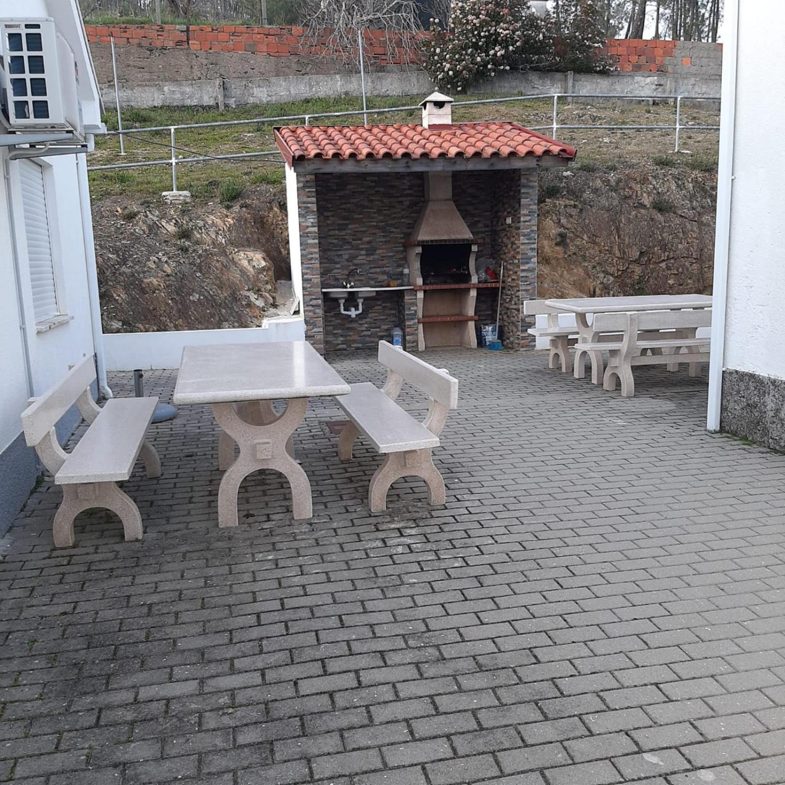 Vila Casas Da Escola - "A Escola" - Meas Pampilhosa da Serra Exteriér fotografie